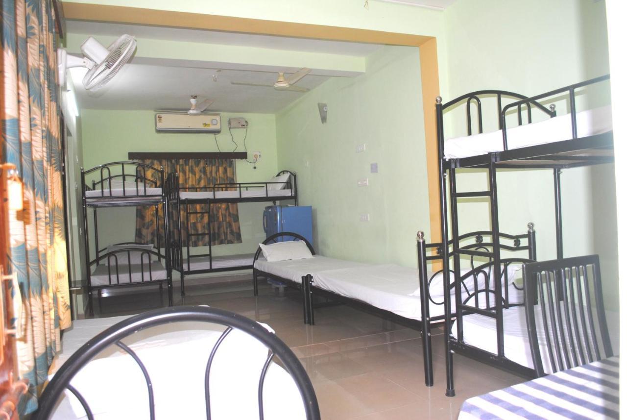 Joe And Marietta'S Guesthouse Calangute Exterior foto